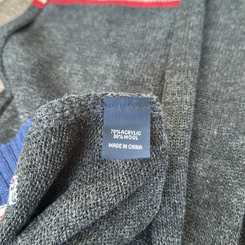 Tommy Hilfiger Men’s Cold Weather Charcoal Gray Scarf NWT